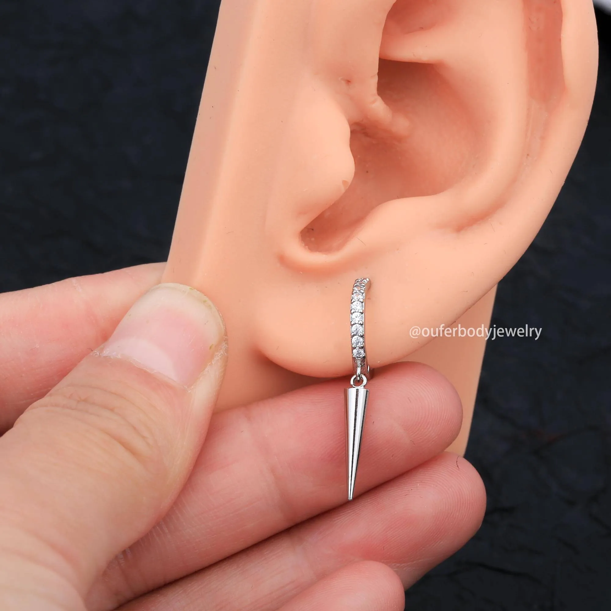 20G 2PCS Sleek Cone Dangle Drop Earrings