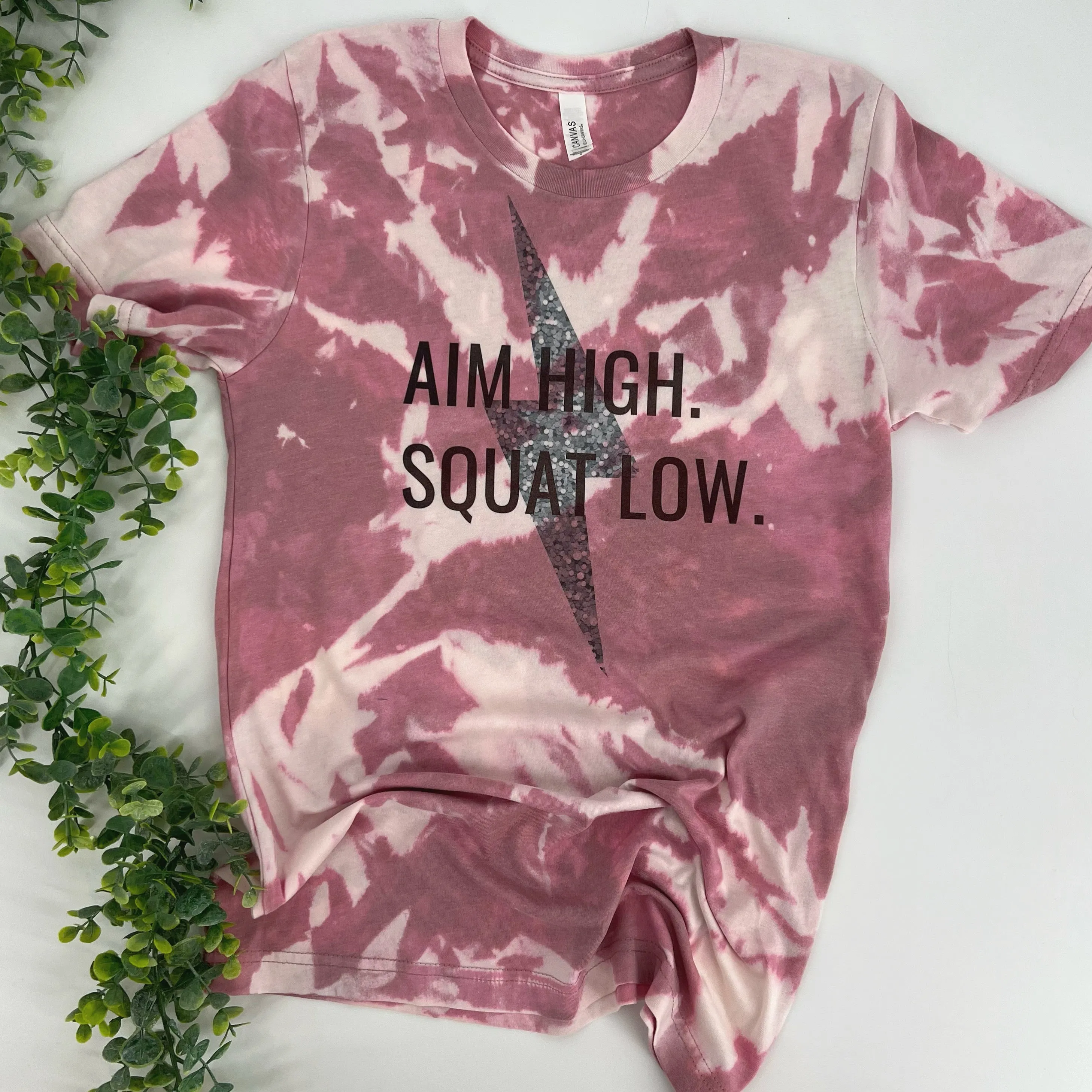 AIM HIGH SQUAT LOW Tee