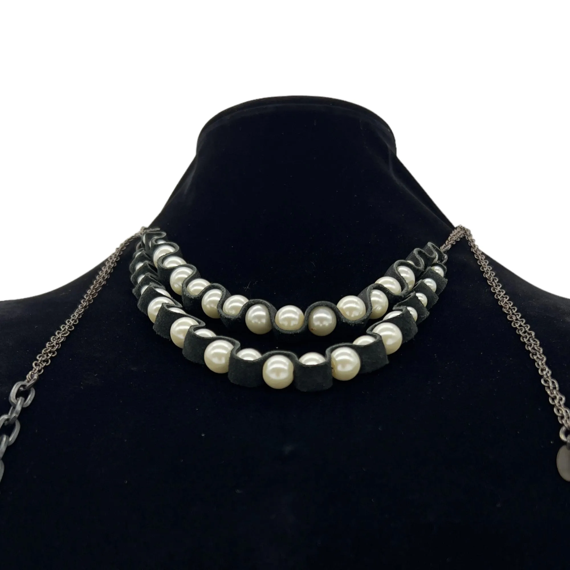 ANNIE COSTELLO BROWN Faux Pearl & Leather Layered Necklace - Black
