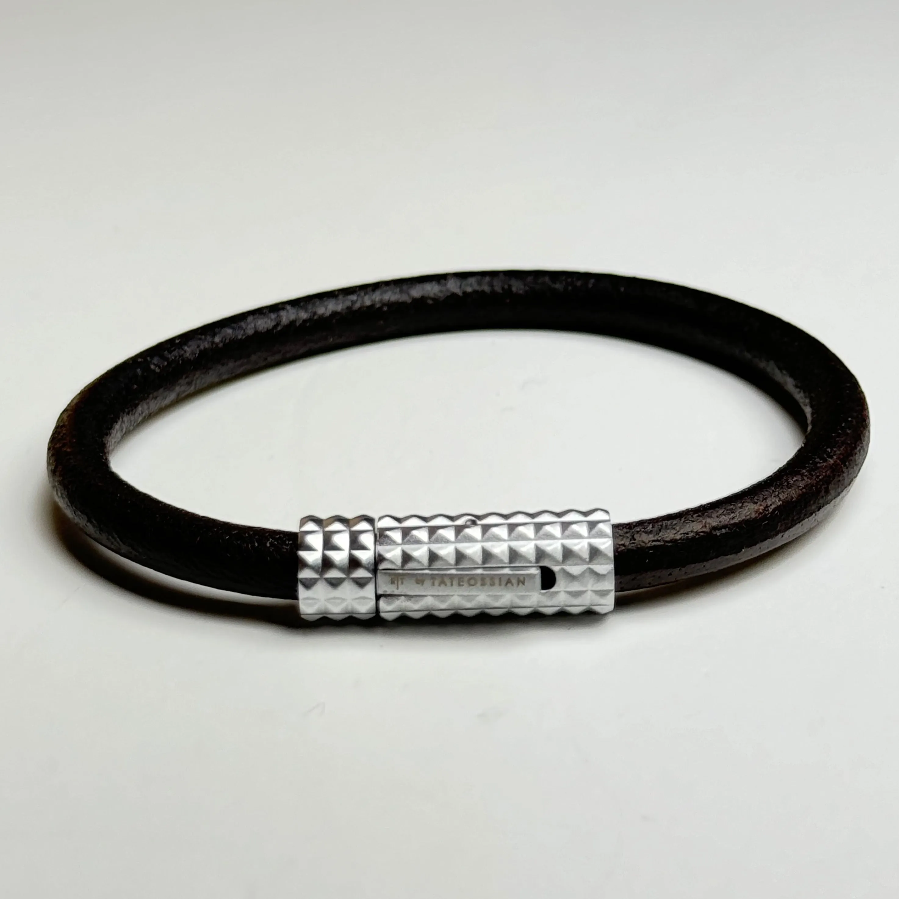 Brown leather Diamond Giza bracelet