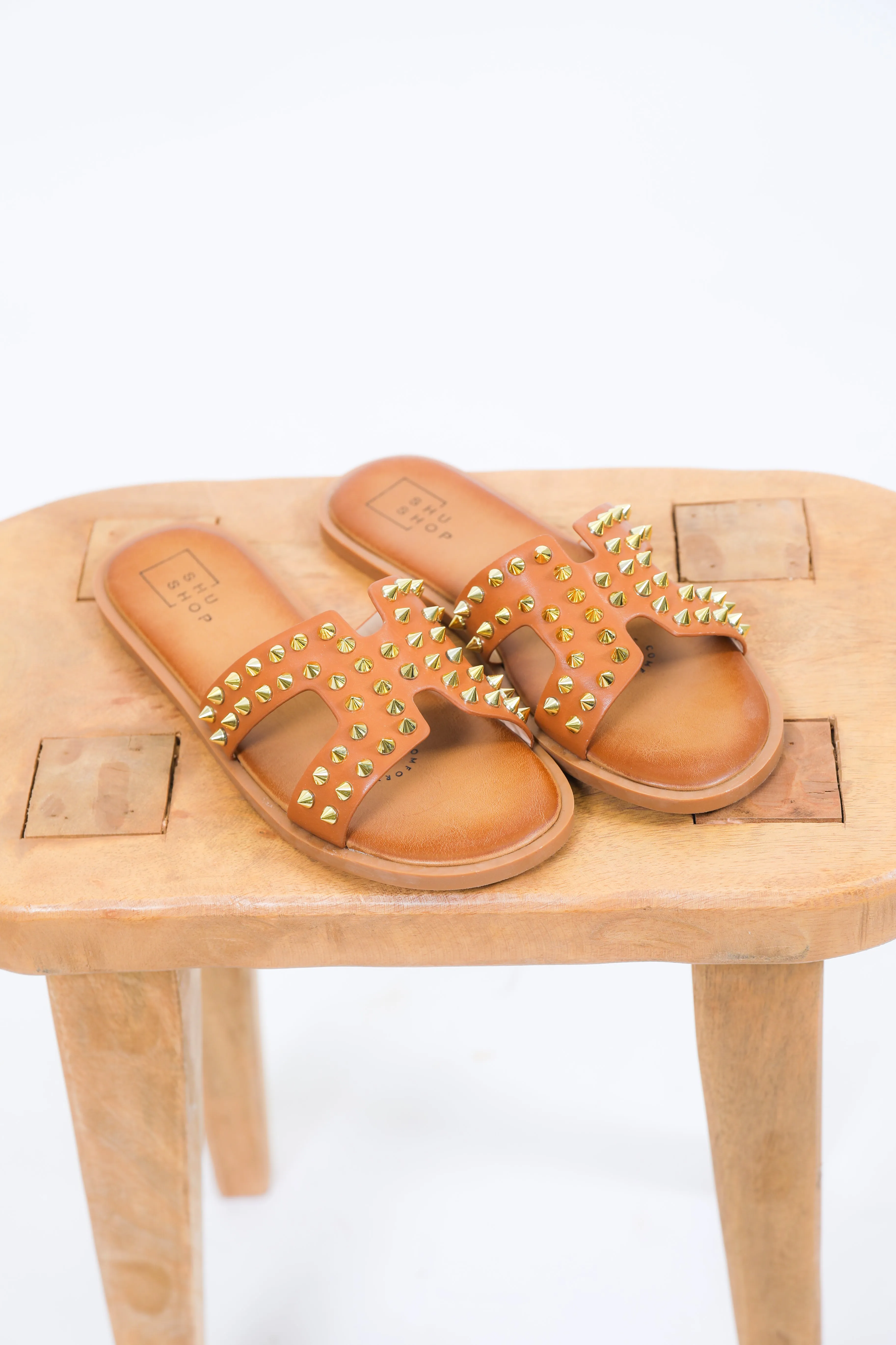 Edgy Move Sandal