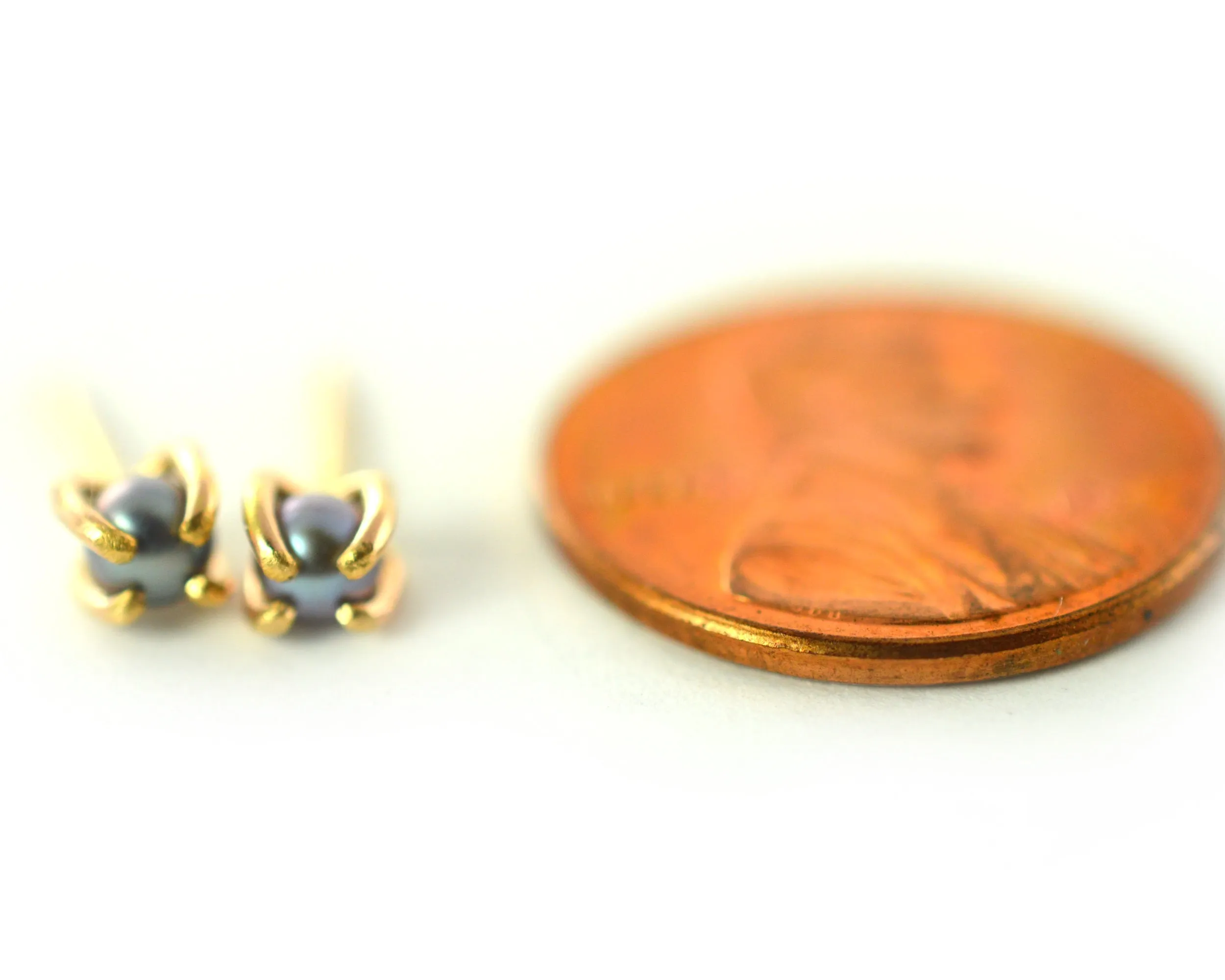 Gray Pearl Stud Earrings