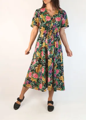 Lorraine wattle and protea print dress size 6, fits 6 and 8
