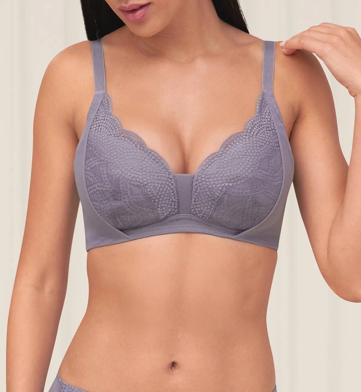 MODERN CURVY NON-WIRED PADDED BRA