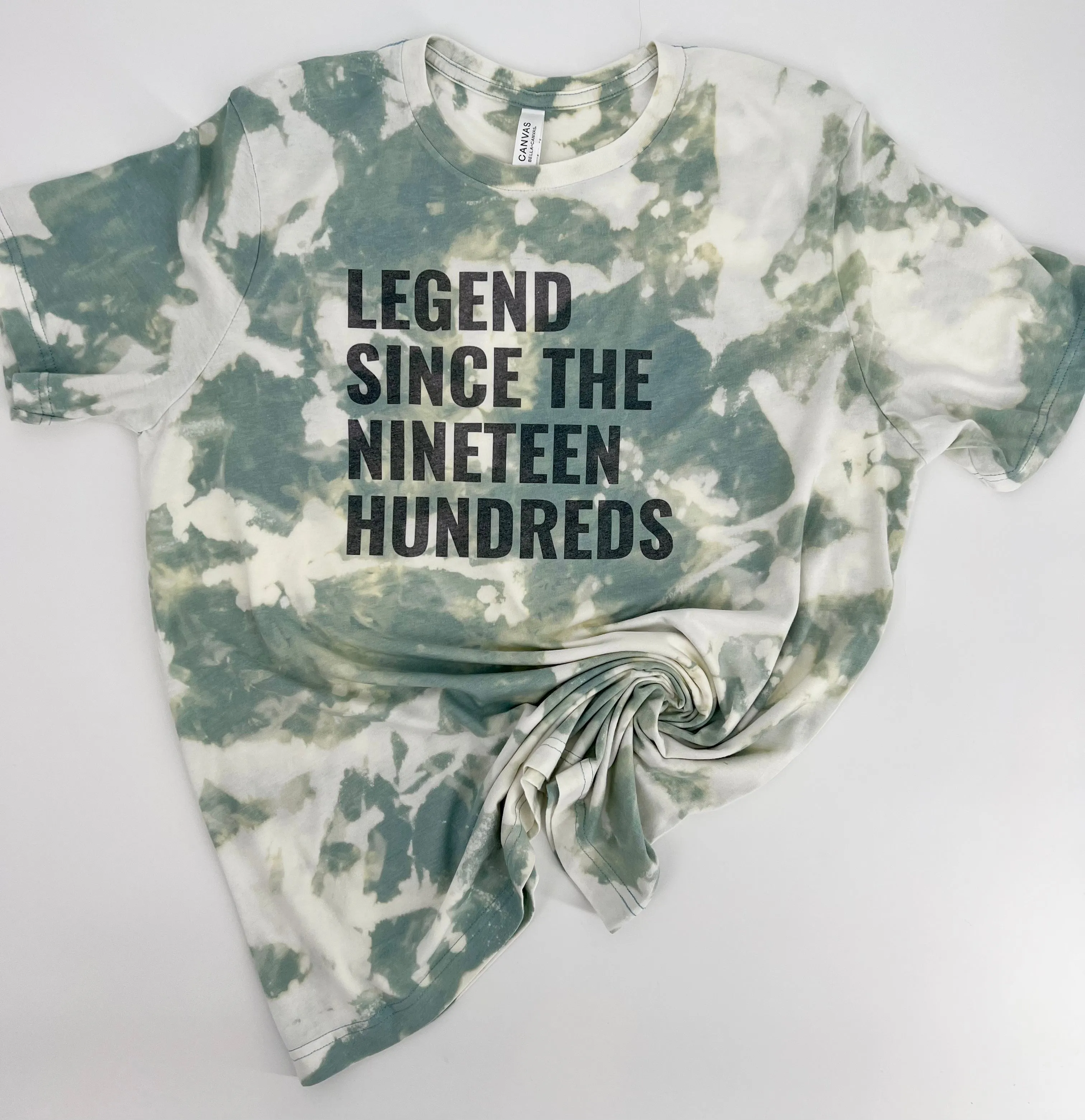 Ninteen Hundreds Tee
