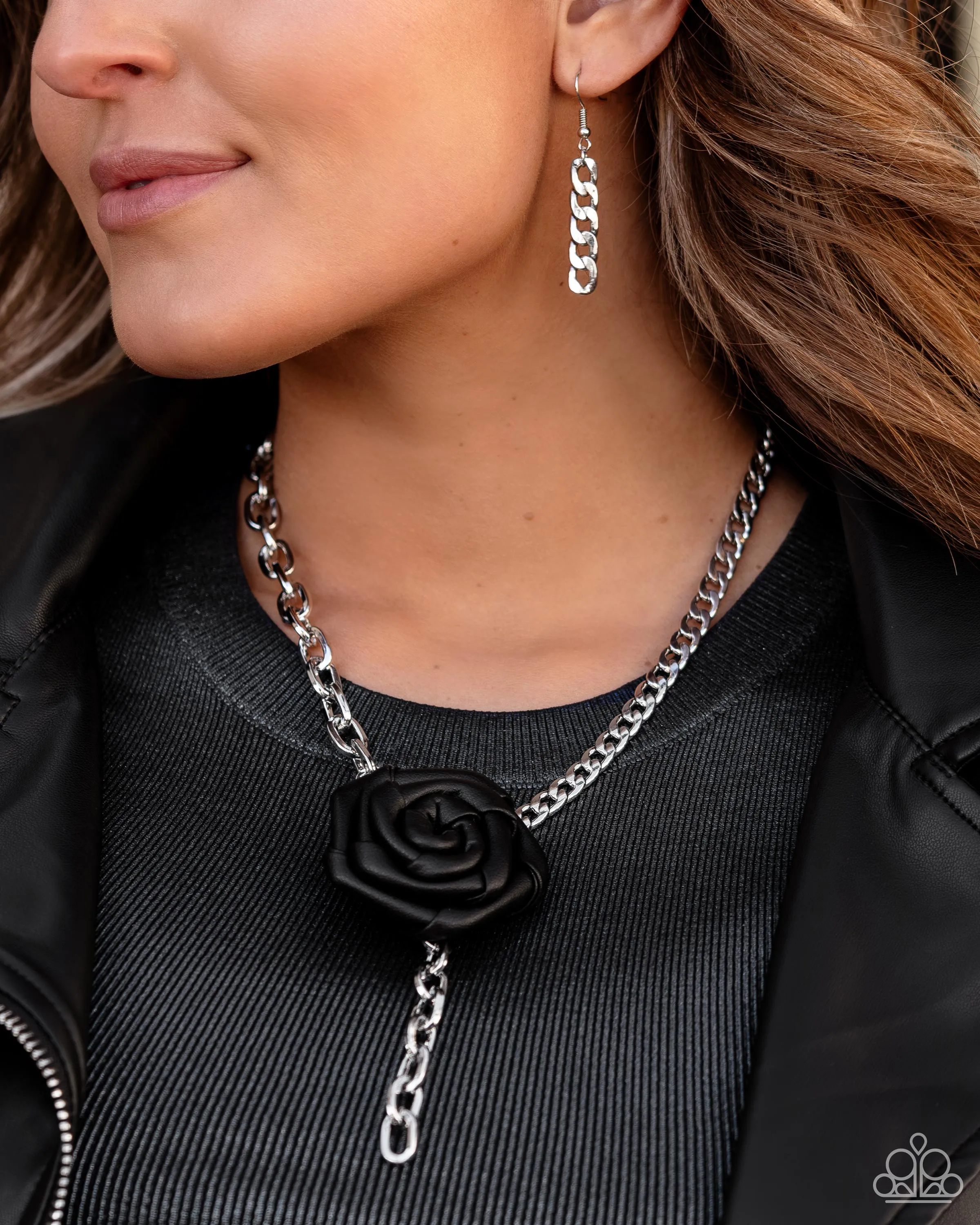 Paparazzi ROSE and Cons - Black Necklace