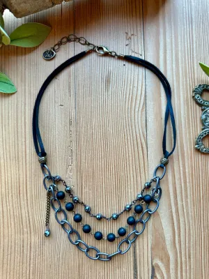 Smoky Fossil Short Triple Necklace