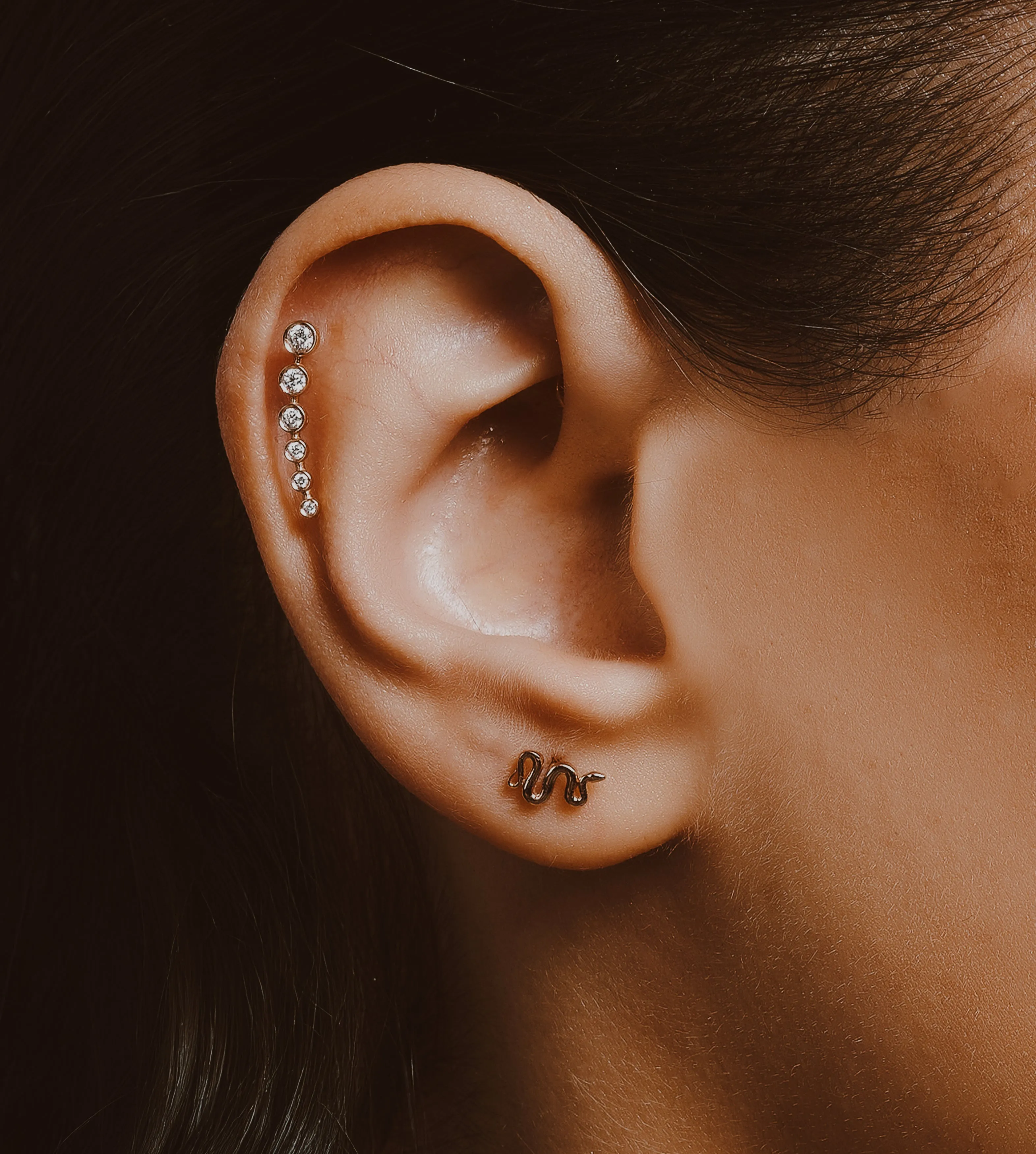 Snake Flatback Stud