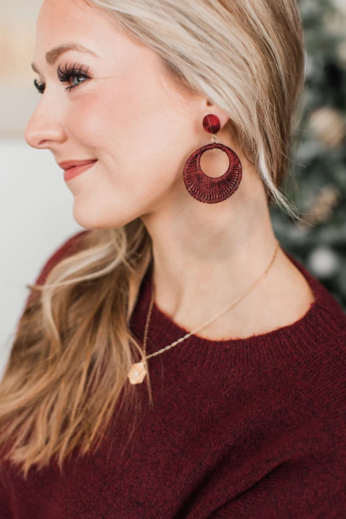 Stunning Style Woven Drop Earrings- Burgundy